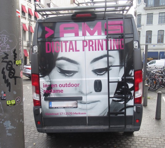 FAmeuze_tAche_de_beAuté.