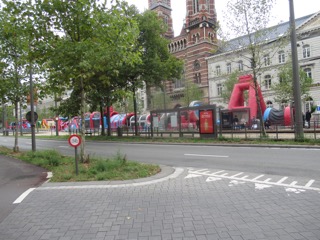 De springkAsteelstrAAt in A.