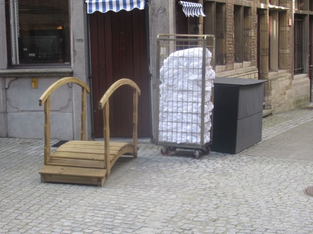 Brug wAs brug. WAs is wAs.
