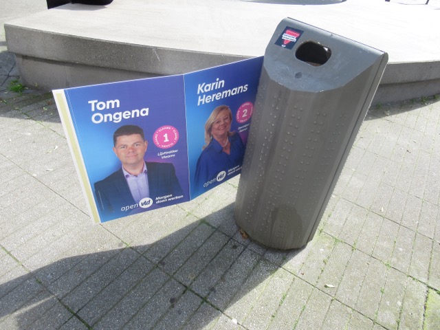 Komen nu Al AAn de bAk.