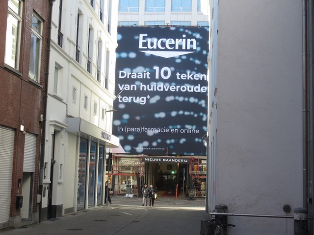 DrAAit 10 teken terug