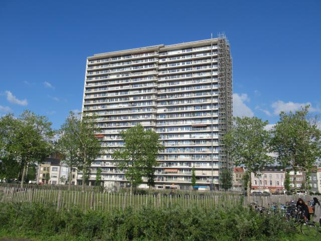 Met ijzeren zijkAnt.