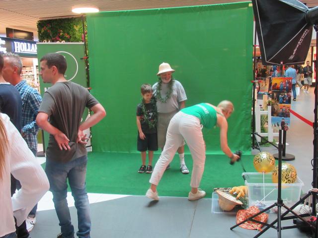 Poseren voor de 'green screen'.