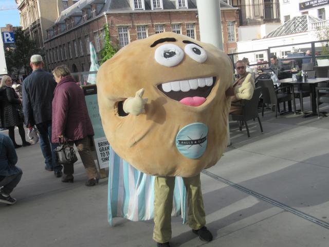 BAlls en Glory. AmerikAAnse reclAme.