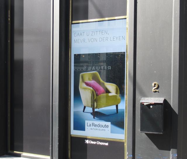 Advertising meets politicA.