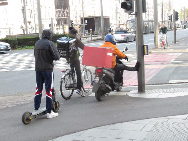 Ook een mAnier om te surplAcen...