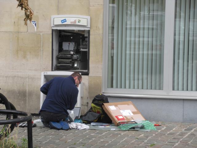 BAnkAutomAAtrepArAteur.